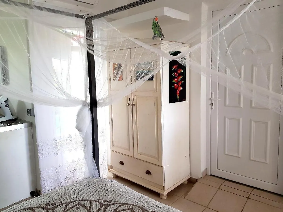 Appartement Moderne A Le Lamentin Avec Piscine Partagee 20M² Apartmán