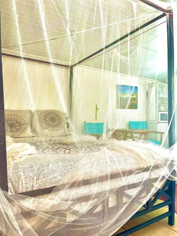 Appartement Moderne A Le Lamentin Avec Piscine Partagee 20M² 0*,  Martinik